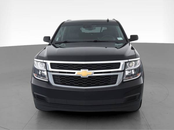 2018 Chevy Chevrolet Suburban LT Sport Utility 4D suv Black -... for sale in Cleveland, OH – photo 17