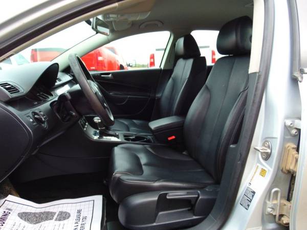 2007 Volkswagen Passat, 143K Miles, Leather, Very Sharp! for sale in Alexandria, ND – photo 7