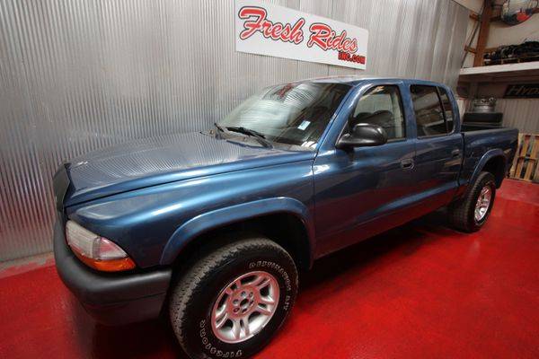 2003 Dodge Dakota 4WD Crew Cab Sport - GET APPROVED!! for sale in Evans, CO – photo 2