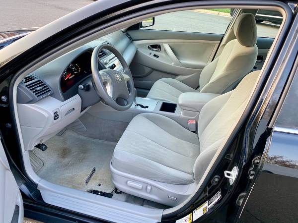 2008 Toyota Camry LE Excellent Condition Clean Title and clean for sale in MANASSAS, District Of Columbia – photo 9
