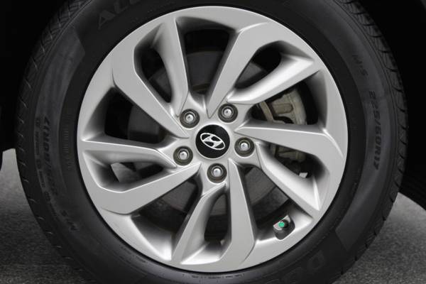 2017 Hyundai Tucson SE AWD hatchback Silver - cars & trucks - by... for sale in Farmington, AR – photo 9
