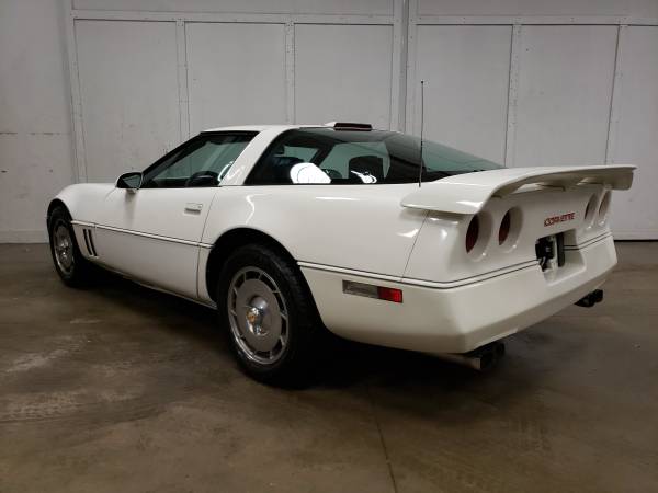 1987 Chevrolet Corvette - cars & trucks - by dealer - vehicle... for sale in Lake In The Hills, IL – photo 3