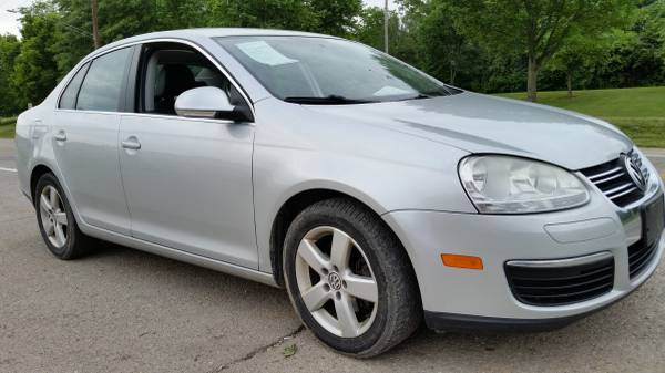 09 VW JETTA GLS - AUTO, LEATHER, PWR ROOF, LOADED, REAL NICE & CLEAN! for sale in Miamisburg, OH – photo 9