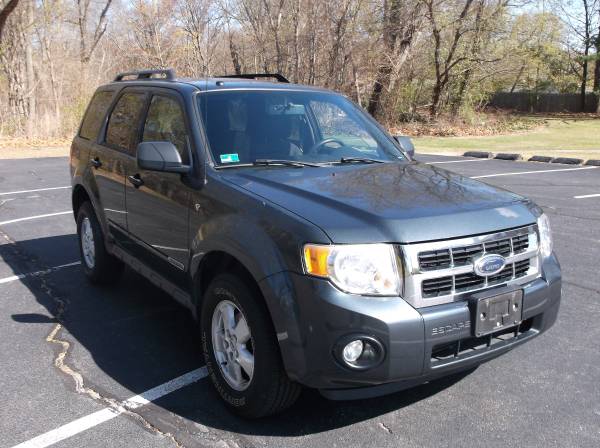 FORD 2008 ESCAPE 4X4 SUV - - by dealer - vehicle for sale in Warwick, RI – photo 2