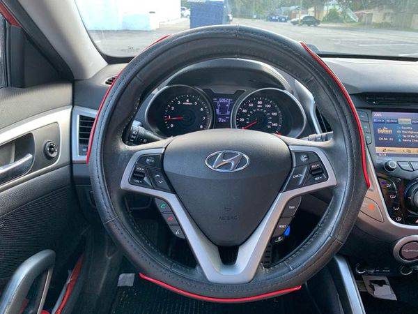2012 Hyundai Veloster Base 3dr Coupe 6M 100% CREDIT APPROVAL! for sale in TAMPA, FL – photo 12