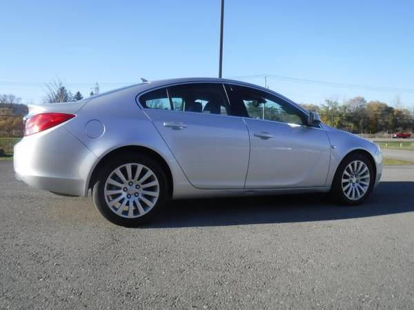 2011 Buick Regal 4dr Sdn CXL RL3 (Russelsheim) *Ltd Avail* - cars &... for sale in Vestal, NY – photo 4