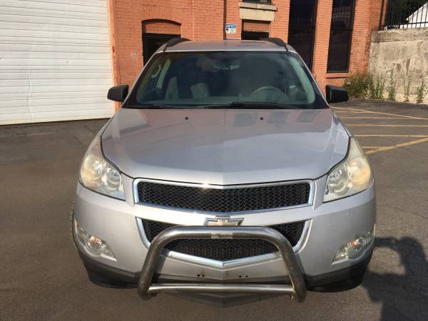 2010 Chevy traverse LS 113K for sale in Syracuse, NY – photo 2