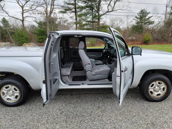 2007 Toyota Tacoma - 60k miles! - cars & trucks - by dealer -... for sale in Exeter, RI – photo 13