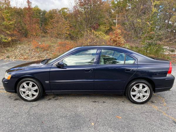 2006 Volvo S 60 AWD - cars & trucks - by owner - vehicle automotive... for sale in Auburn, MA – photo 3