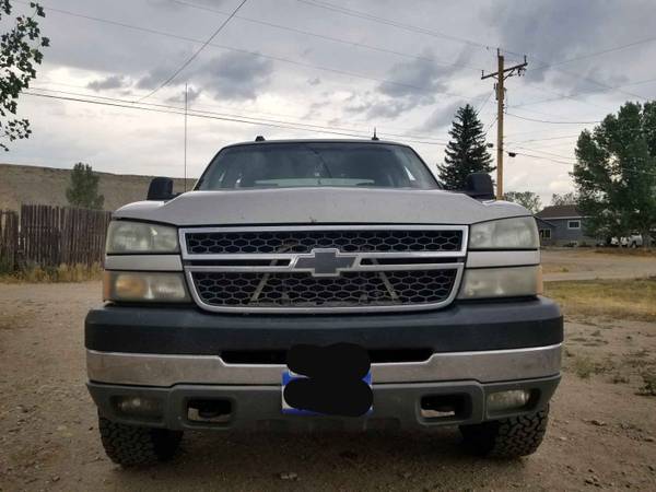 2005 Chevrolet Silverado 2500HD 4x4 LT - cars & trucks - by owner -... for sale in Eagle, CO – photo 3