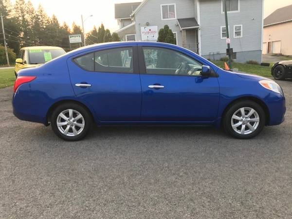 2012 Nissan Versa 1.6 SL - cars & trucks - by dealer - vehicle... for sale in Spencerport, NY – photo 4