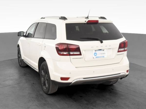 2018 Dodge Journey Crossroad Sport Utility 4D suv White - FINANCE -... for sale in Boulder, CO – photo 8