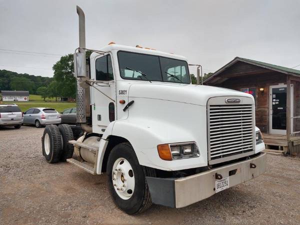 2003 Freightliner FLD112 for sale in Savannah, TN – photo 4