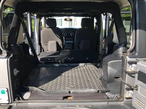 2014 Jeep Wrangler Rubicon Unlimited Sport Utility w/ Hard & Soft... for sale in Upton, MA – photo 13