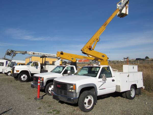 1995 Boom Bucket Truck Low Price 9, 999 - - by dealer for sale in Pacific, WA – photo 17