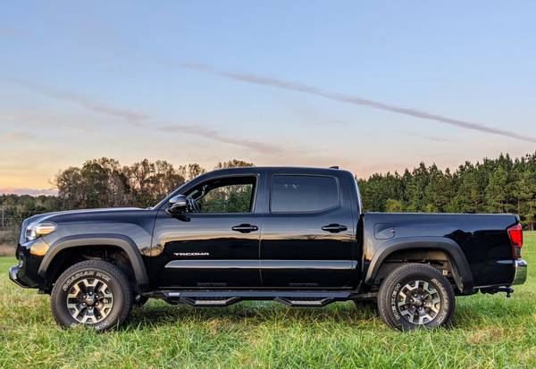 2017 Toyota Tacoma TRD Off Road (Black Onyx) - cars & trucks - by... for sale in Waxhaw, SC – photo 24