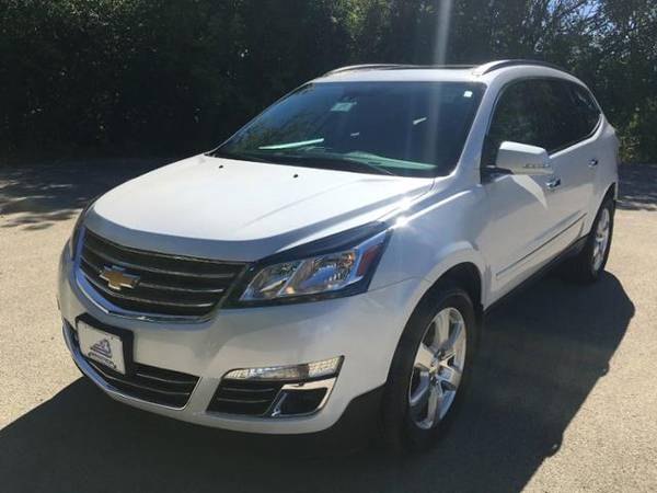 2017 CHEVROLET TRAVERSE...KBB SAYS $29,876...WE SAY $26,286 - cars &... for sale in Green Bay, WI – photo 14