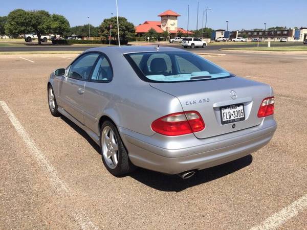 2002 Mercedes Benz CLK430 - Low miles - cars & trucks - by dealer -... for sale in Lubbock, TX – photo 4
