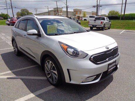 2019 Kia Niro Touring - - by dealer - vehicle for sale in Rockville, District Of Columbia – photo 7
