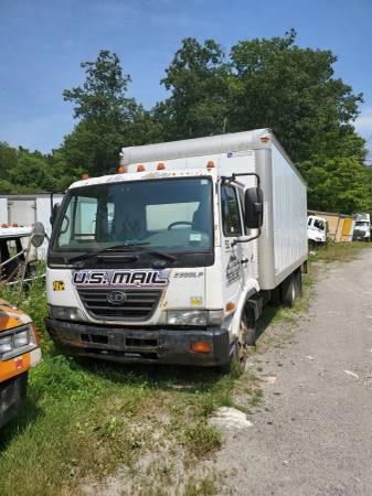 2005 MITSUBISHI FUSO FM61F 20' BOX TRUCK - cars & trucks - by dealer... for sale in Cold Spring, NY – photo 4