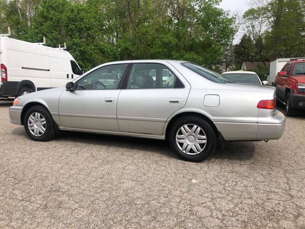 2000 Toyota Camry LE GREAT TRANSPORTATION - - by for sale in Danbury, NY – photo 3
