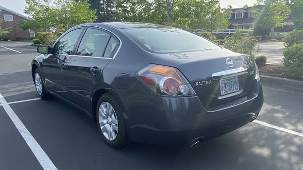2010 Nissan Altima 115k Miles for sale in West Linn, OR – photo 3