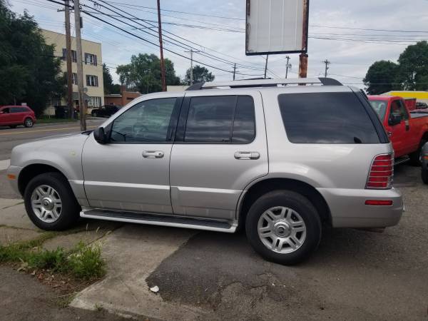 2005 mercury mountaineer primere for sale in Endwell, NY – photo 4