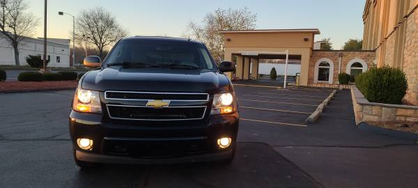 // 07 Chevy Tahoe LT 4X4 2TV DVD// - cars & trucks - by dealer -... for sale in East Hartford, CT – photo 8