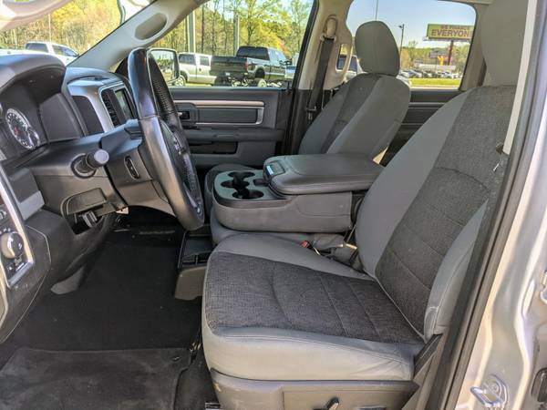 2019 Dodge Ram 1500 SLT Big Horn Super Nice Hemi! - cars for sale in Lithia Springs, GA – photo 7