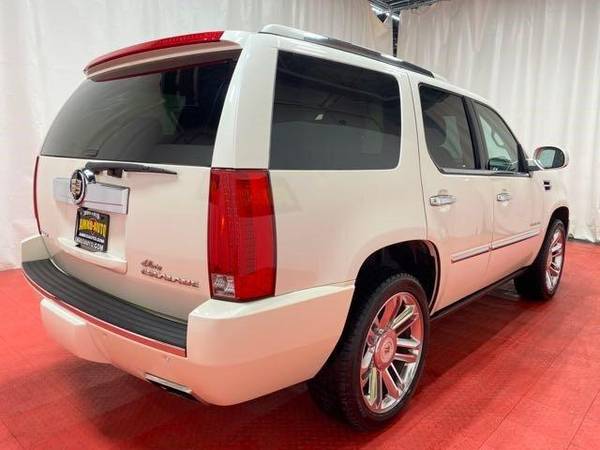 2013 Cadillac Escalade Platinum Edition AWD Platinum Edition 4dr SUV... for sale in Waldorf, District Of Columbia – photo 4