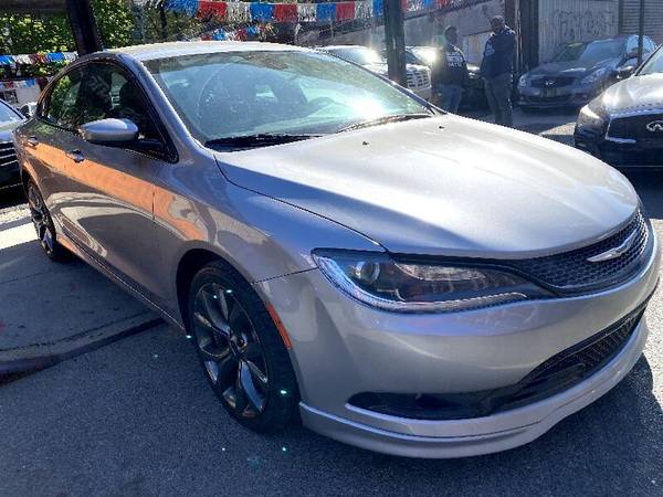 2016 Chrysler 200 S - EVERYONES APPROVED! - - by for sale in Brooklyn, NY – photo 8