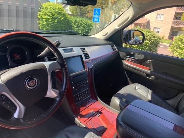 Cadillac Escalade EXT for sale in Cincinnati, OH – photo 4