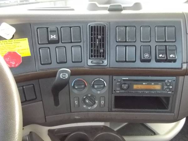 2013 Volvo VNL64t300 - cars & trucks - by dealer - vehicle... for sale in Plant City, FL – photo 12