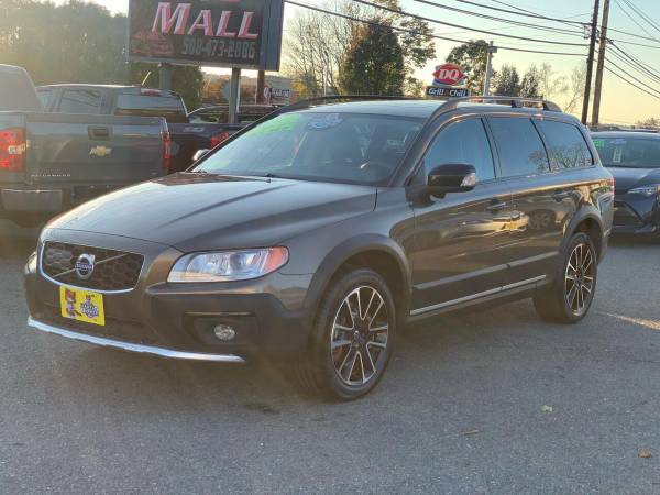 2016 Volvo XC70 T5 Classic Platinum AWD 4dr Wagon - cars & trucks -... for sale in Milford, MA – photo 4