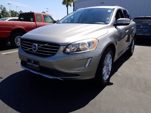2015 Volvo XC60 GOLD ON SPECIAL - Great deal! - - by for sale in Myrtle Beach, SC – photo 18