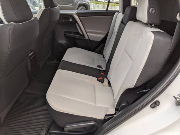 2018 Toyota RAV4 XLE SKU: JW514854 SUV - - by dealer for sale in Pinellas Park, FL – photo 18