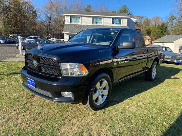2012 RAM 1500 4WD Quad Cab 140.5 Express - cars & trucks - by dealer... for sale in North Oxford, MA – photo 4