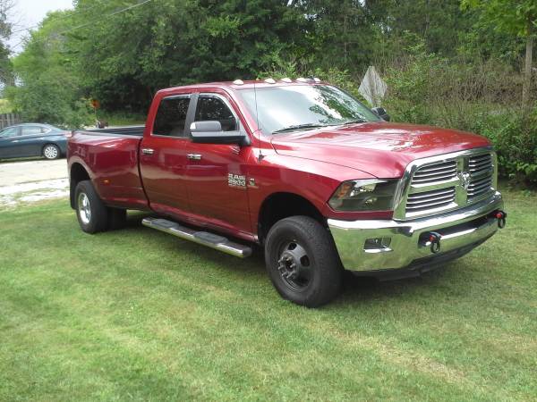 2014 Ram 3500 4x4 Diesel Dually for sale in Mukwonago, WI – photo 2