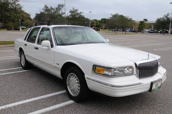 Lincoln Town Car Signature Series for sale in Sarasota, FL – photo 8