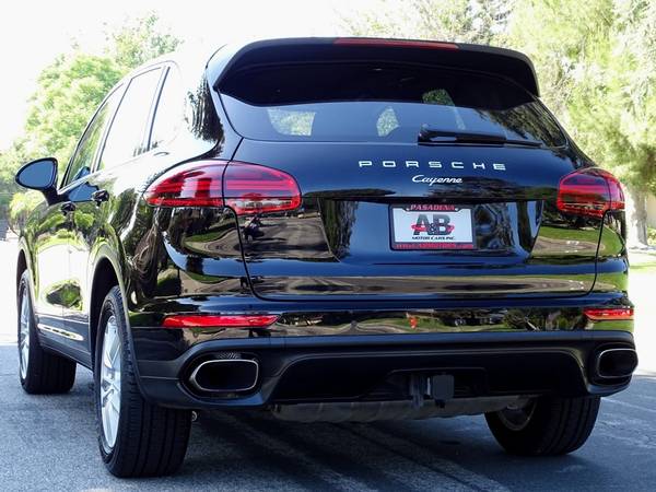 2016 Porsche Cayenne LUXURY AND POWER! FINANCING AVAIL! SUPER CLEAN! for sale in Pasadena, CA – photo 6