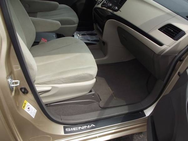 2011 Toyota Sienna: Local 1 Owner, 96k mi, Very Clean for sale in Willards, MD – photo 15