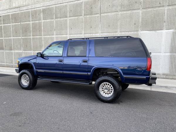 1996 Chevrolet Suburban C2500. 454 ENGINE**7.4L V8** MONSTER TRUCK*... for sale in Arleta, CA – photo 5