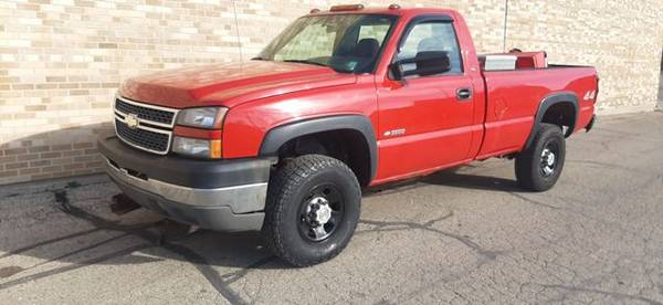 2005 Chevrolet Silverado 3500 Regular Cab - Financing Available! -... for sale in Madison, WI – photo 6