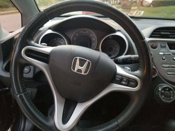 2009 Honda Fit Sport - cars & trucks - by owner - vehicle automotive... for sale in KERNERSVILLE, NC – photo 13