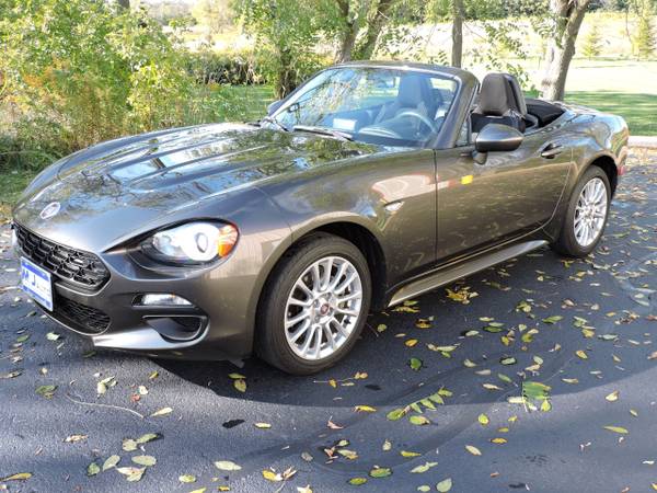 2017 Fiat 124 Spider Classica Convertible - - by for sale in Hartford, WI – photo 17