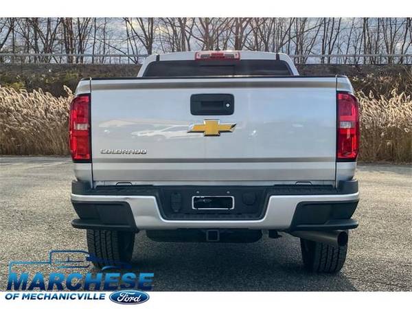 2017 Chevrolet Colorado Z71 4x4 4dr Crew Cab 5 ft. SB - truck - cars... for sale in mechanicville, NY – photo 4