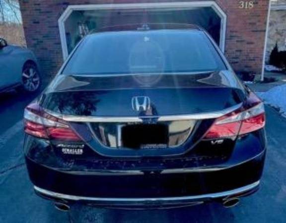 2017 Honda accord EX-L for sale in Rocky Hill, CT – photo 2