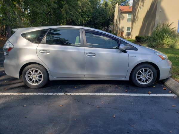 2013 Toyota Prius V III with only 70,000 miles, for sale in North Charleston, SC – photo 6