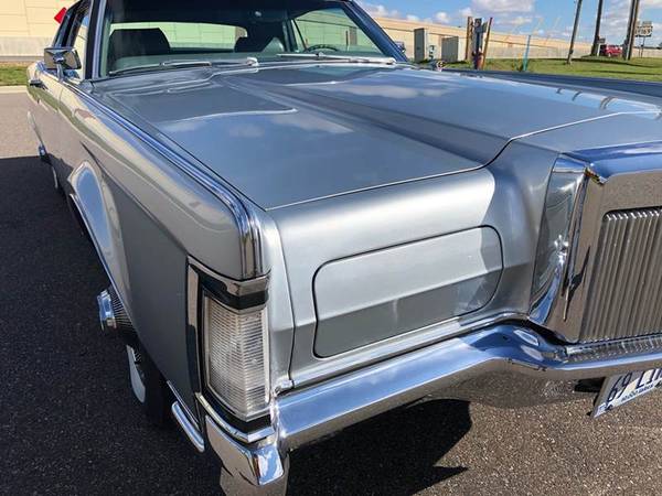 1969 Lincoln Mark III Continental ~RUST FREE~ FINANCING ~ VIDEO for sale in Ramsey , MN – photo 8