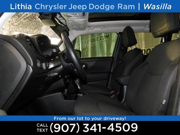 2019 Jeep Renegade Altitude 4x4 - cars & trucks - by dealer -... for sale in Wasilla, AK – photo 12